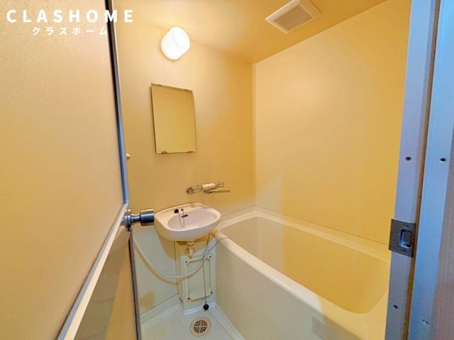 ドミールあさひ　　　刈谷市近郊の賃貸はクラスホームの浴室|同物件の別部屋になります。