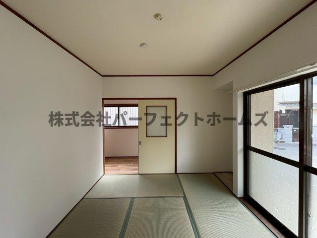 池之宮2丁目戸建　賃貸の和室|い草の香りが落ち着く素敵な和室です