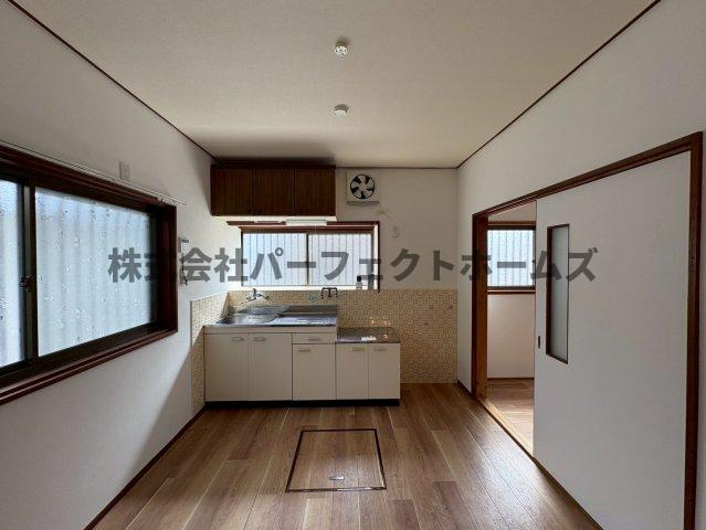 池之宮2丁目戸建　賃貸の居間・リビング|居間です