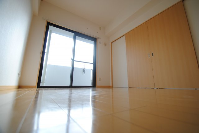 久留米市西町の賃貸マンションの洋室|内装イメージ：同物件別室