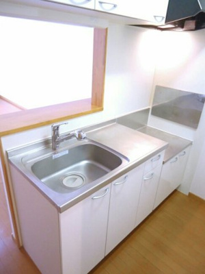 【キッチン】 | フレスクーラ | キッチンでお料理をお楽しみください