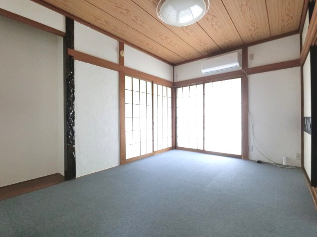 【居間・リビング】