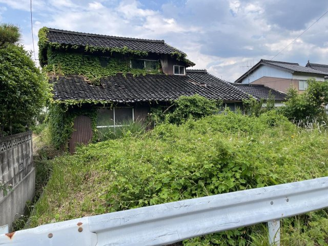 鳥取市河原町佐貫土地