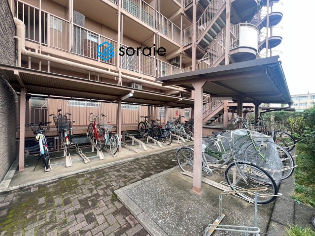 ガーデンシティ狭山壱号館の駐輪場
