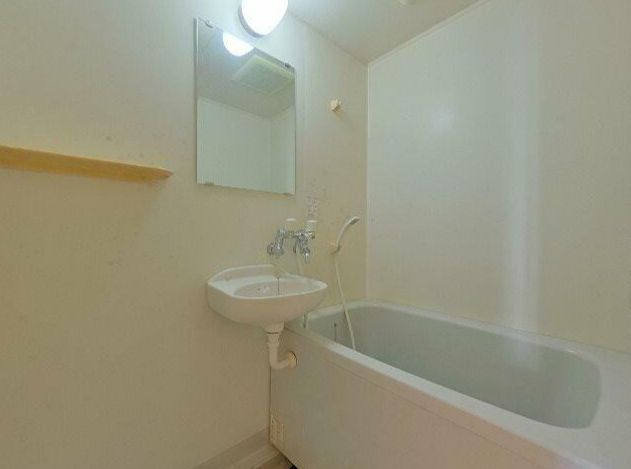 ラ・トゥール川口の浴室|参考写真です。