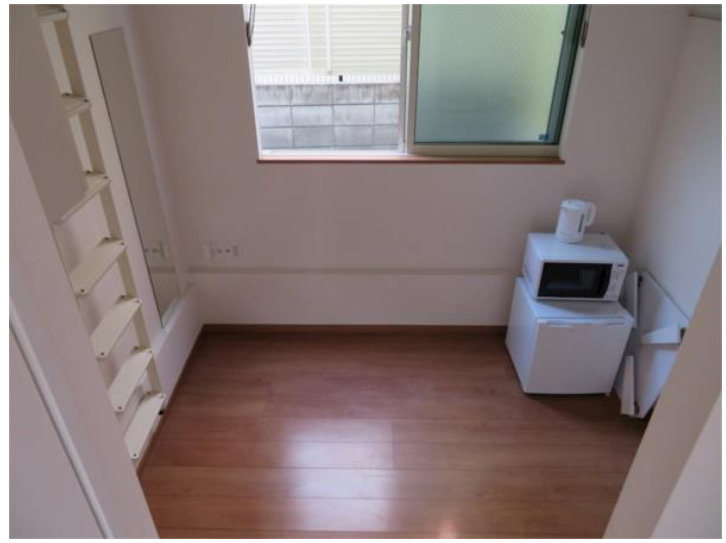 ソフィアカラーズ(家具付き)の居間・リビング|敷金礼金ゼロ☆初期安☆家具家電付き☆
