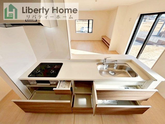 石岡市鹿の子2期　新築戸建のキッチン