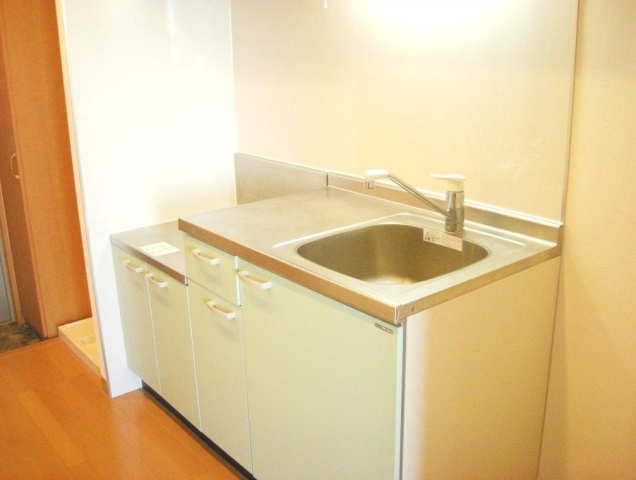 イーストシティタワーズのキッチン|別号室の参考写真です。