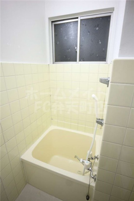 【浴室】 | 第一長谷ビル | お風呂で日々の疲れを落としましょう