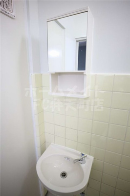 【洗面所】 | 第一長谷ビル | 使いやすい洗面所です