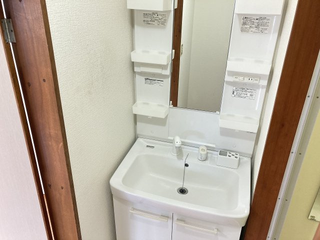 ジュエルARAKIの洗面所
