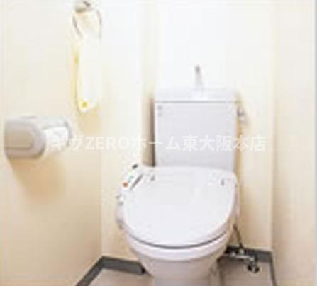 エステムプラザ難波WESTリバークロスのトイレ