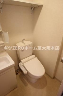 エステムプラザ難波WESTリバークロスのトイレ