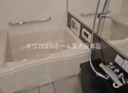 エステムプラザ難波WESTリバークロスの浴室