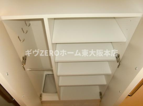 エステムプラザ難波WESTリバークロスの収納