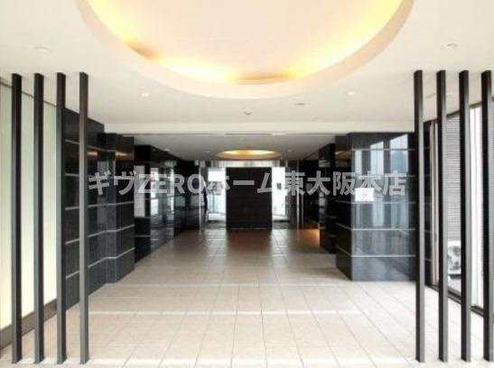 エステムプラザ難波WESTリバークロスのロビー