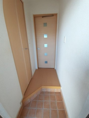 【玄関】 | インター・ノースＢ