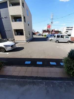 【駐車場】 | インター・ノースＢ