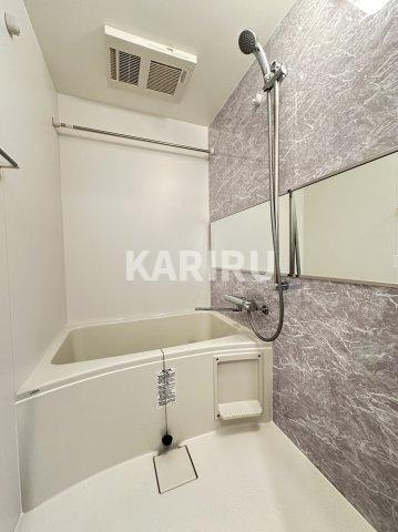 スプランディッド京橋EASTの浴室