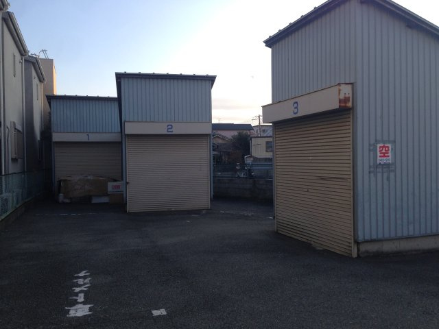 久々知3丁目屋根付ガレージ【管理番号34】の外観