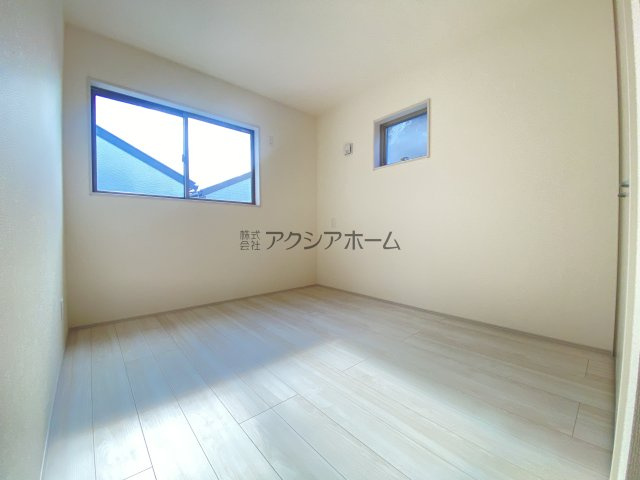 飯能市双柳・全11棟　新築一戸建　2号棟　の洋室|南西側洋室5.2帖