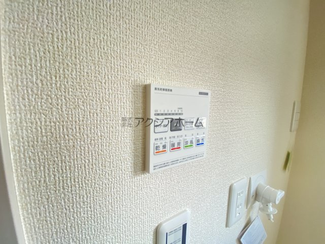 飯能市双柳・全11棟　新築一戸建　2号棟　の設備|浴室乾燥機スイッチパネル