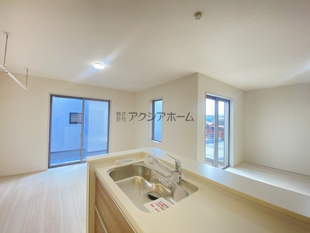 飯能市双柳・全11棟　新築一戸建　2号棟　の設備|浄水器一体型水栓付シンク