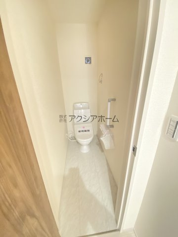 飯能市双柳・全11棟　新築一戸建　2号棟　のトイレ|温水洗浄機能付