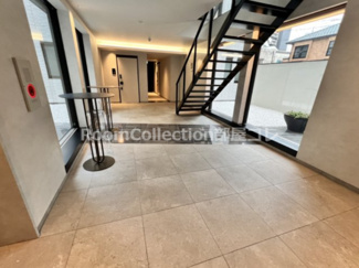 【ロビー】 | ウノディローロ