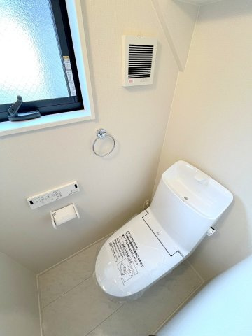 あきる野市五日市の新築一戸建のトイレ