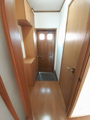 【玄関】 | メープルタウンＢ