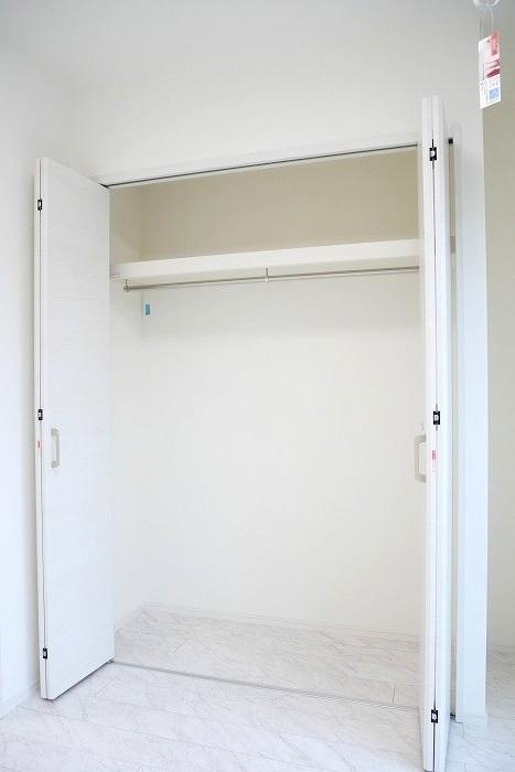 ラフィスタ鷺沼(北棟)の収納|同間取り別室の写真です。