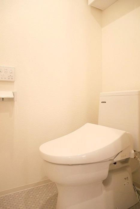 ラフィスタ鷺沼(北棟)のトイレ|同間取り別室の写真です。