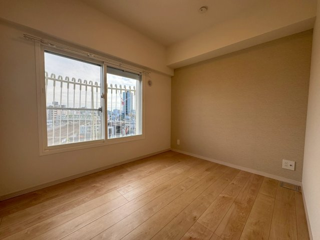 芝園ハイツ弐号棟の洋室|子ども部屋や趣味部屋、リモートワークルームなど、ライフスタイルに合わせた使い方ができる洋室。