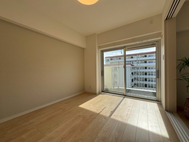 芝園ハイツ弐号棟の寝室