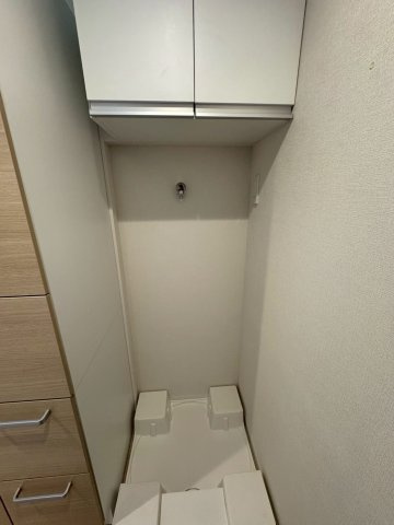 芝園ハイツ弐号棟のランドリースペース