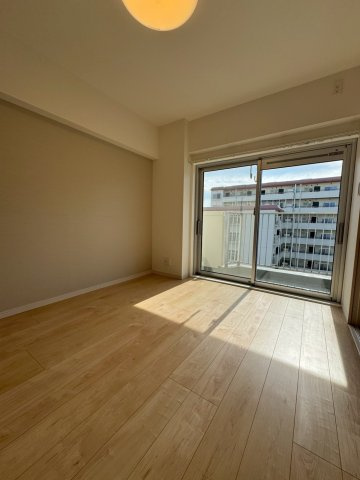 芝園ハイツ弐号棟の洋室