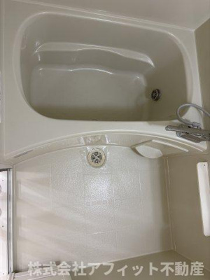 【浴室】 | アンソレイエⅡ