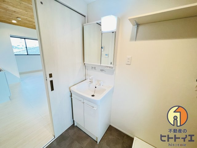 T-Regno Yameの独立洗面台|使いやすい独立洗面台です