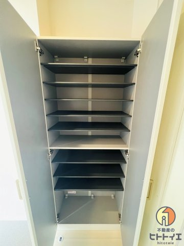 T-Regno Yameの収納|広々シューズボックスです