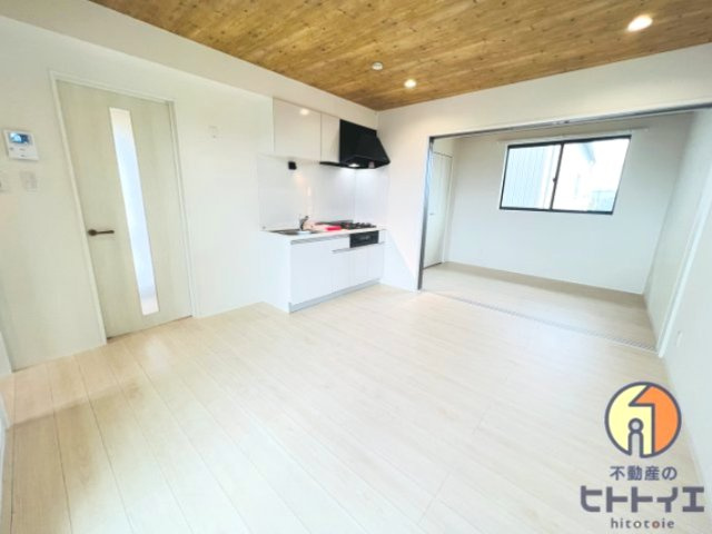 T-Regno Yameの居間・リビング|※反転タイプの写真です