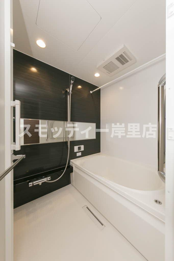 シャーメゾン ブランヴェール住之江の浴室