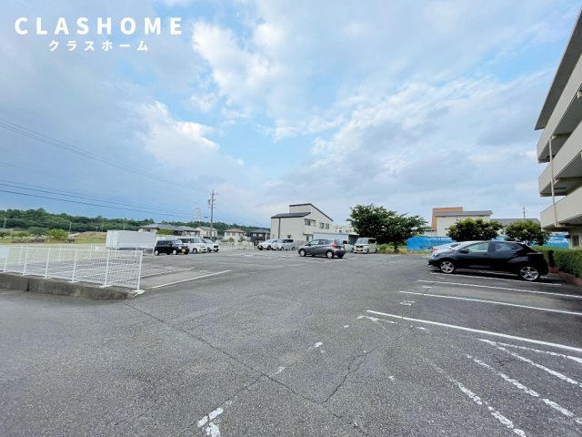 メゾン住吉　　刈谷市の賃貸ならクラスホーム刈谷店の駐車場