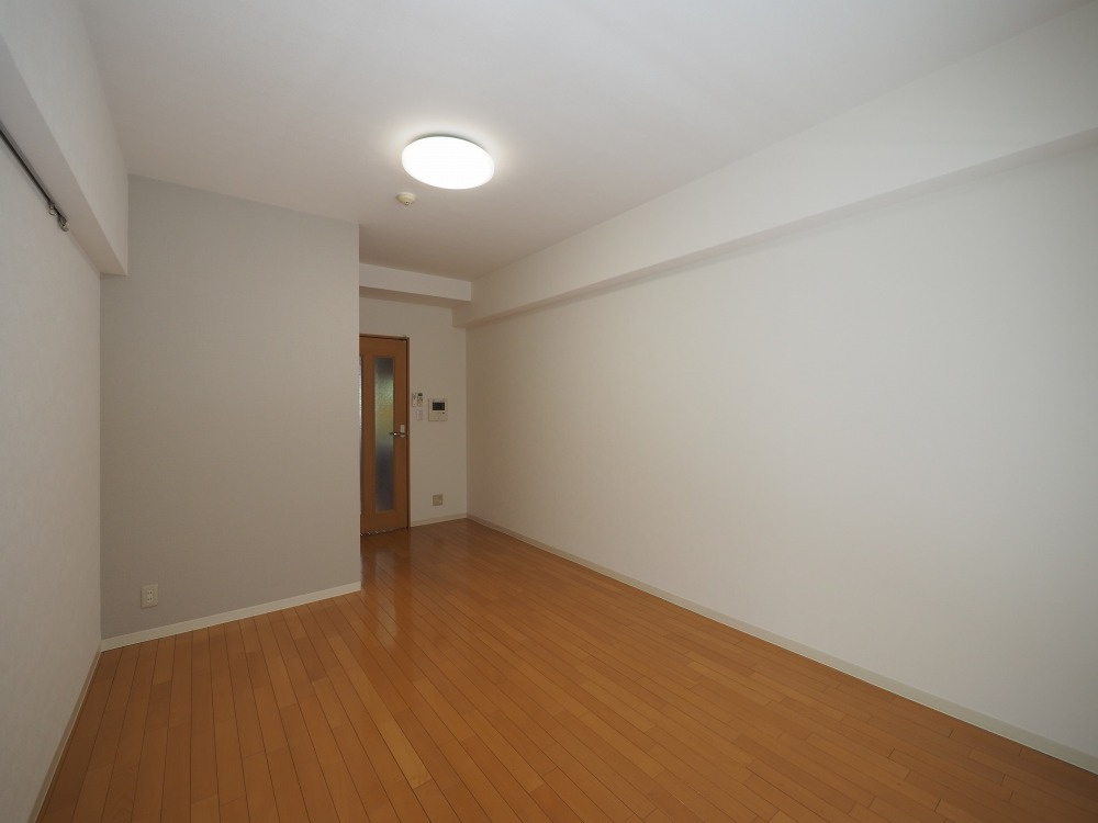 アーデンタワー靭公園の居間・リビング