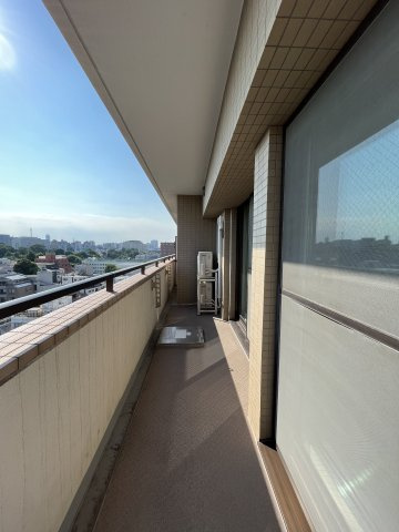 【バルコニー】