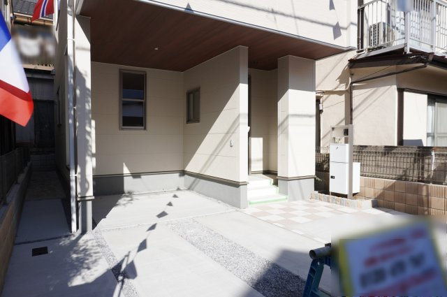 草加市小山2丁目 新築分譲住宅の駐車場