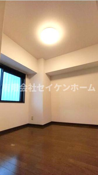 レクセル熊谷の洋室