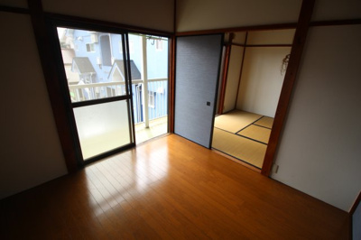 【居間・リビング】 | 渡辺ハイツ