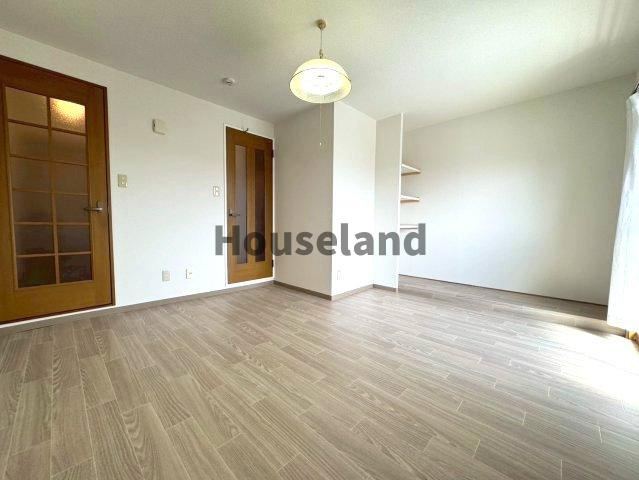 西マンションの洋室