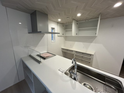 【キッチン】 | 山の街　新築戸建 | 収納もたくさんあるのでキッチン廻りが片付きます。